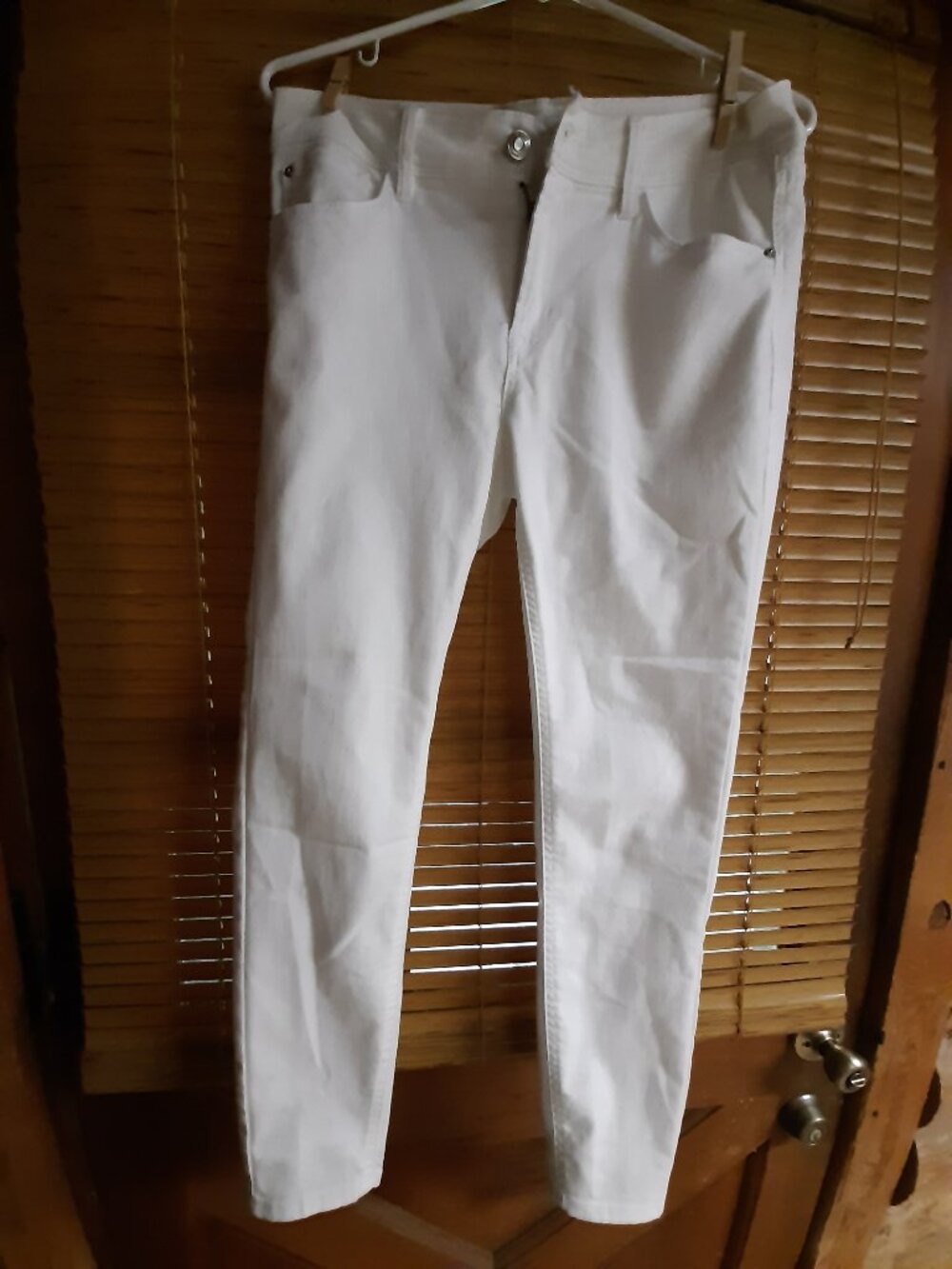 Kensie Jeans, white, size 8/29